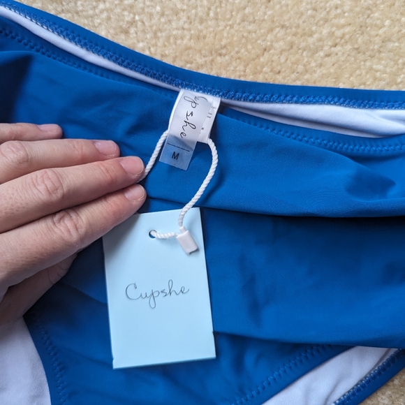 Cupshe bikini bathing suit size Medium - Picture 8 of 8